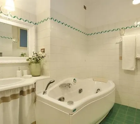 Emy Apartment *