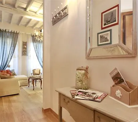 Emy Apartment Florence